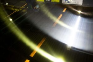 バフで磨いたステンレス研磨表面